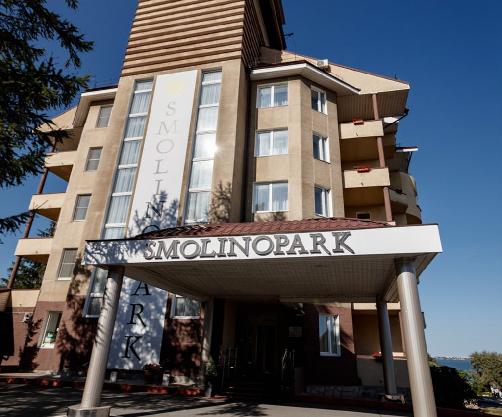 Отель Смолинопарк в Челябинске. Смолино парк. Смолино парк челябинск сайт