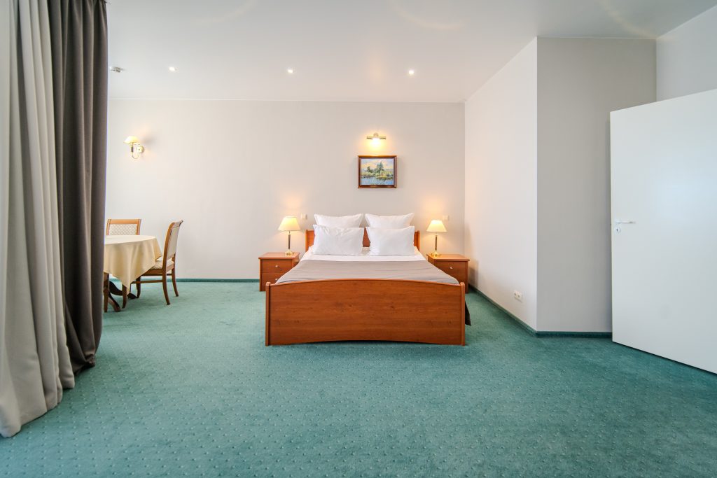 забронировать номер, гостиница Челябинск, отель Челябинск