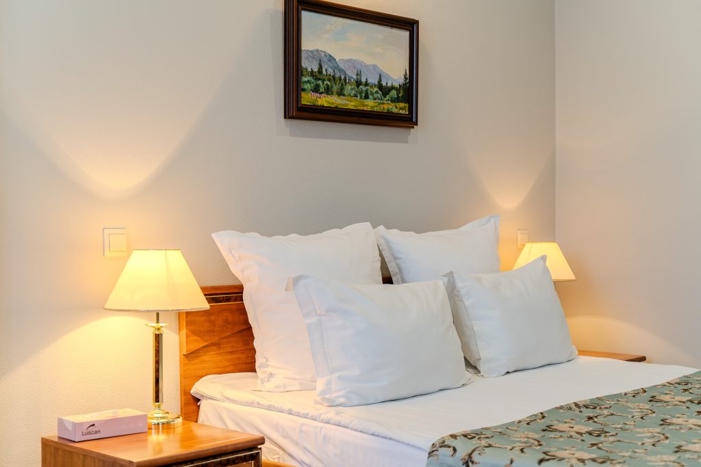 забронировать номер, гостиница Челябинск, отель Челябинск