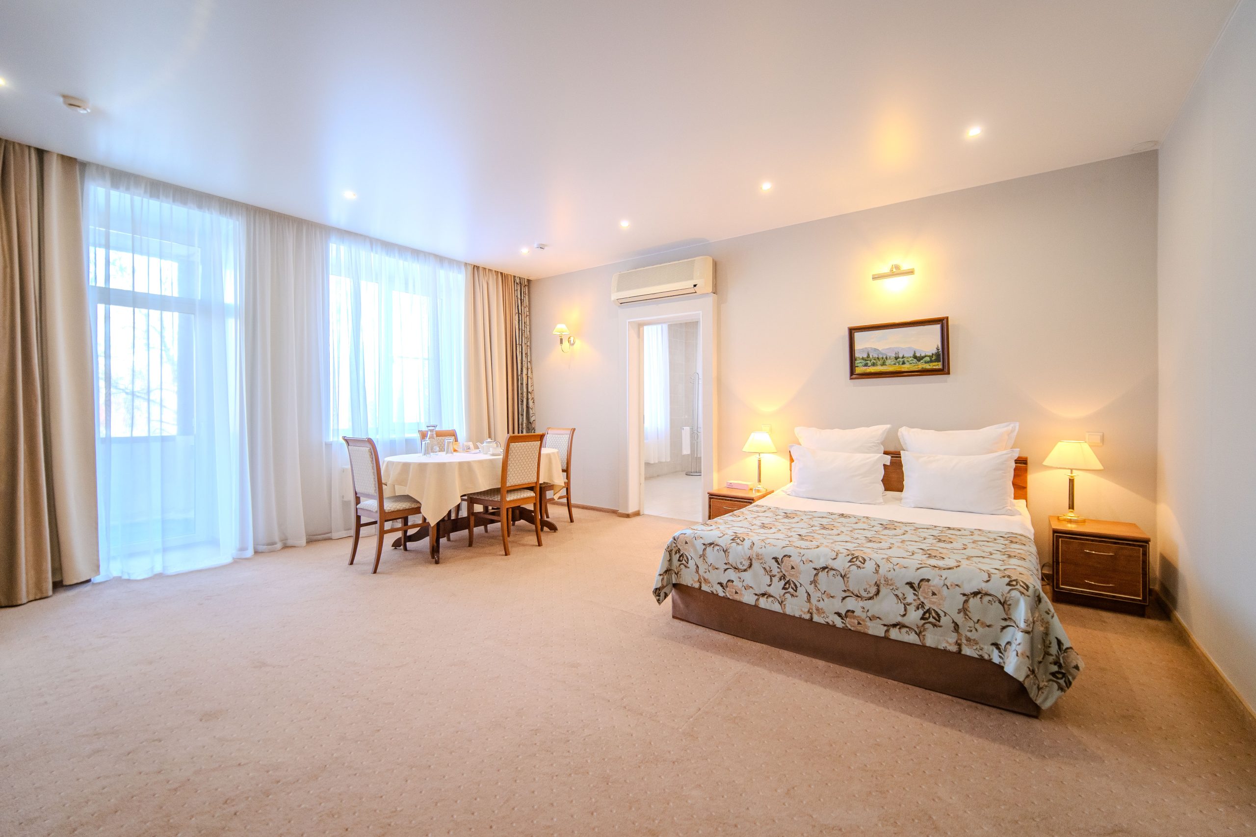 забронировать номер, гостиница Челябинск, отель Челябинск