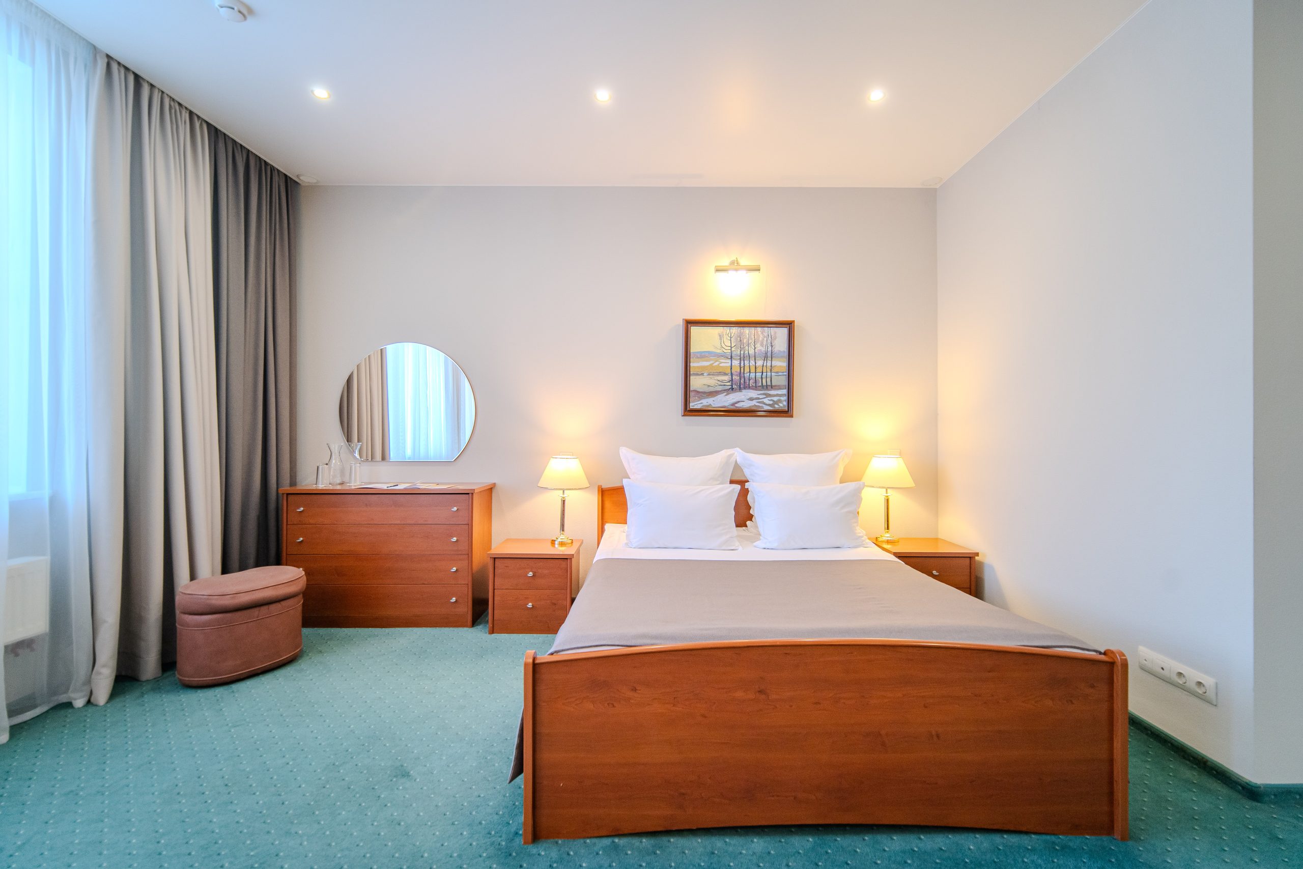 забронировать номер, гостиница Челябинск, отель Челябинск