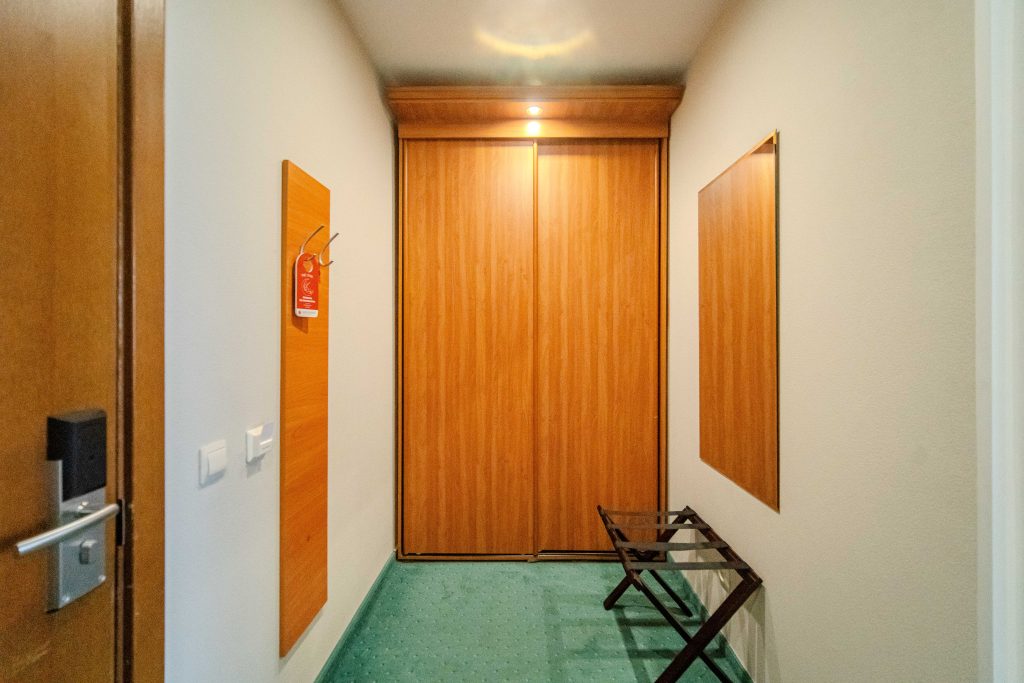 забронировать номер, гостиница Челябинск, отель Челябинск