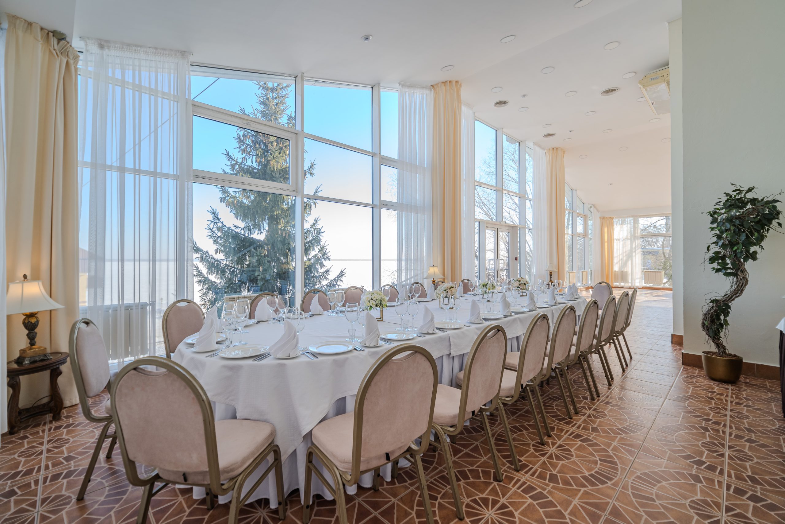 банкетный зал, ресторан Челябинск, заказать банкет, где провести свадьбу