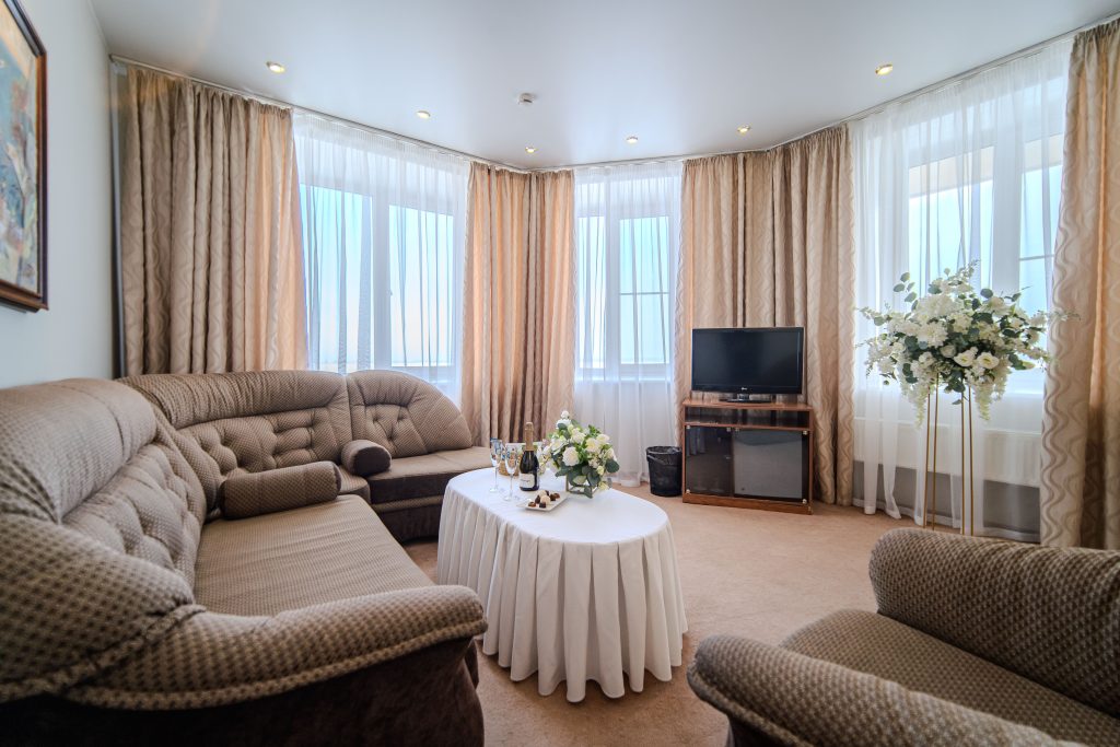 номер для молодоженов