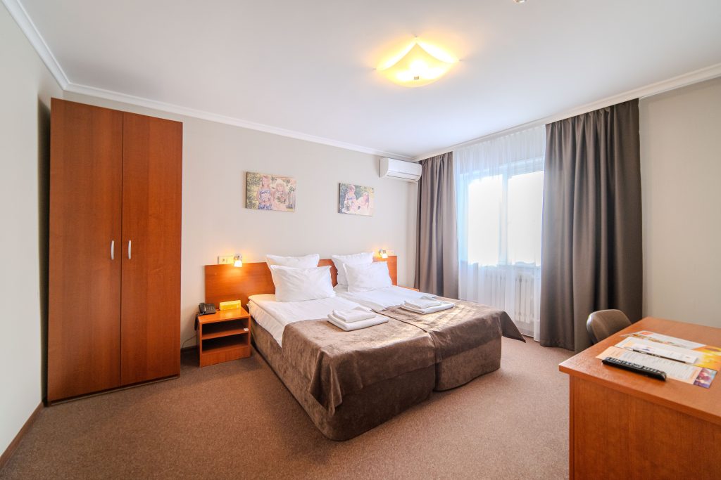 забронировать номер, номер в отеле, номер в гостинице