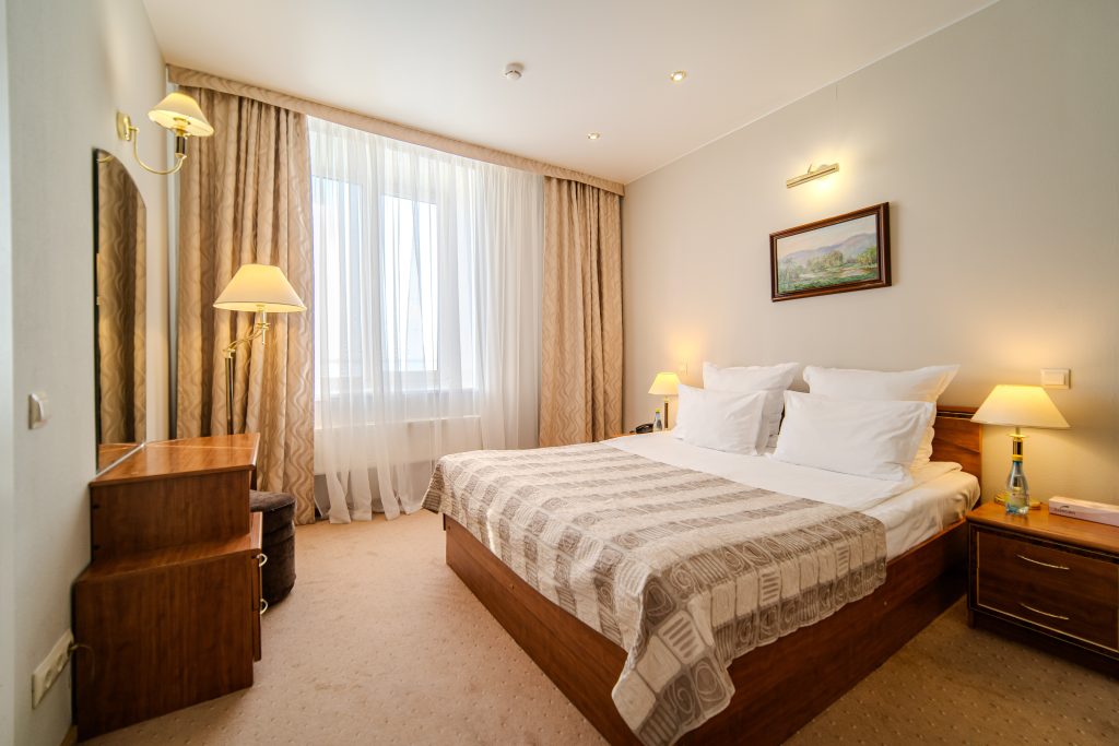 забронировать номер, гостиница Челябинск, отель Челябинск